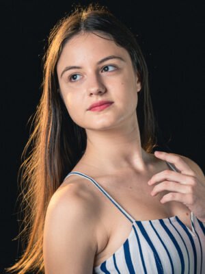 Елиз Наумова