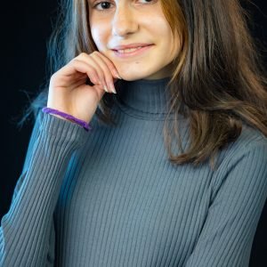 Елица Ненова