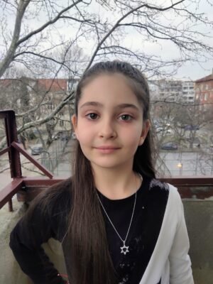 Деяна Кръстева