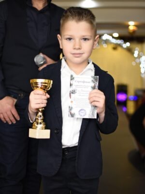Александър Байрактаров