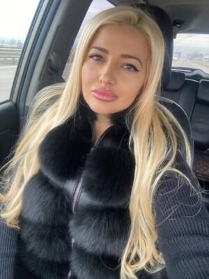 Изабел Кирова