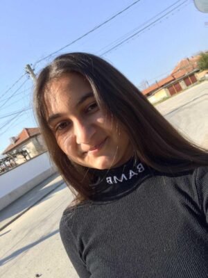 Илиана Солакова