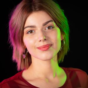 Ивон	Стефанова