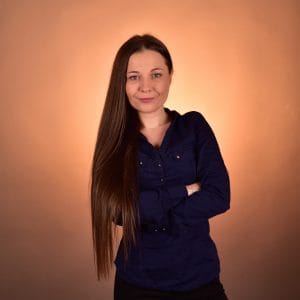 Никол	Бенчева