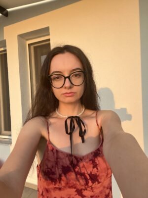 Елисавета	Вакъвчиева