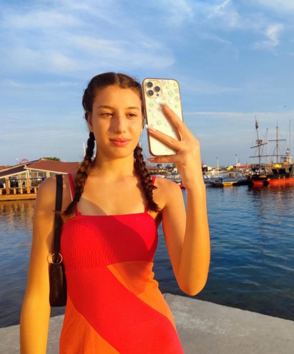 Бояна	Николова - Image 4
