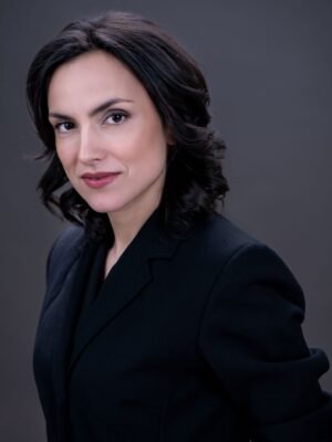 Даниела	Емануилова
