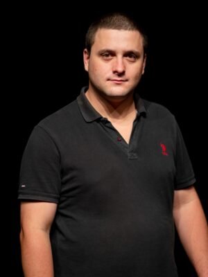 Веселин	Иванов