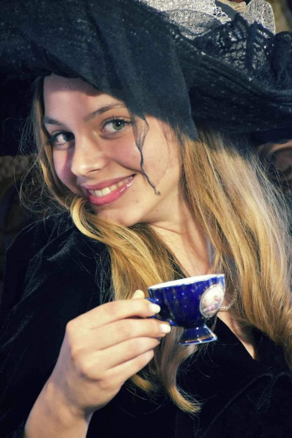 Анелия	Христова
