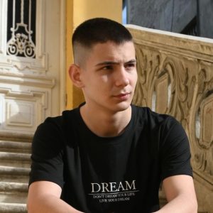 Владо	Цветков