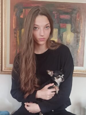 Калина	Трифонова
