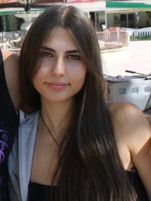 Ана-Мария	Атанасова