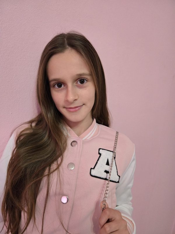 Никол Новакова - Image 3