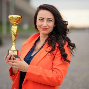 Михаела Маринова