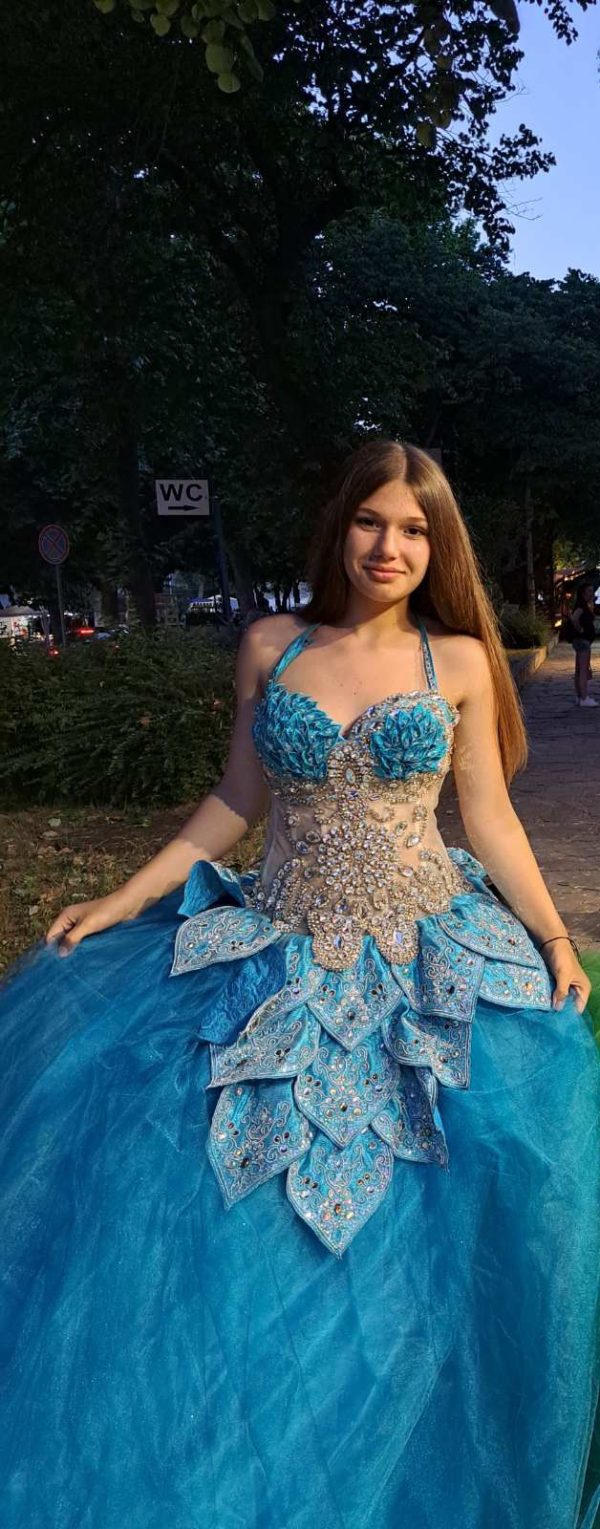 Михаела Минева