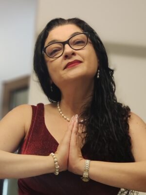 Велина Маринова