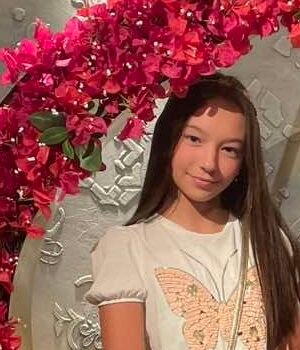 Моника Михайлова