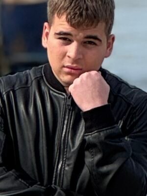 Александър Петров