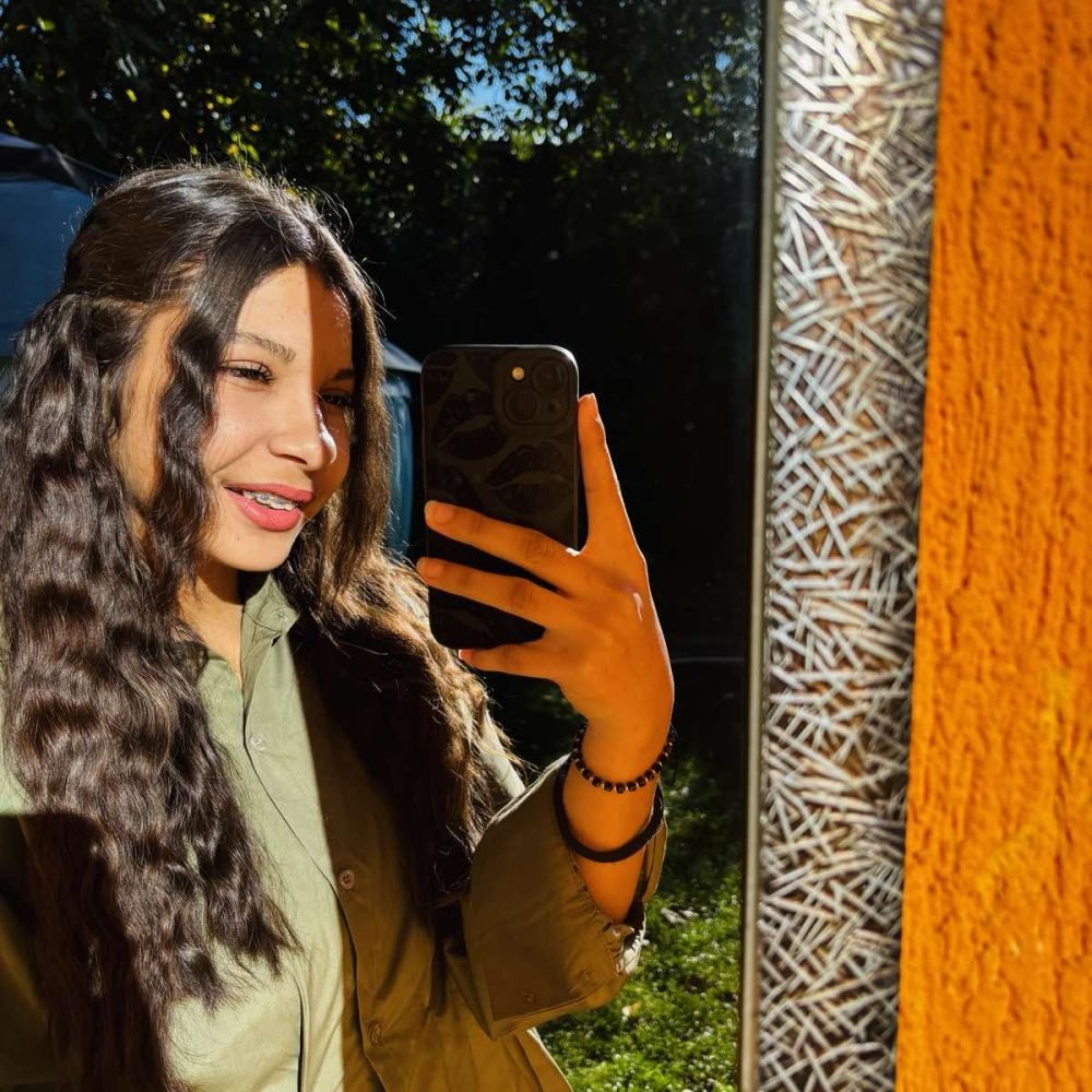 IMG-a9b17d1729342c74320a13b3e6e52264-V