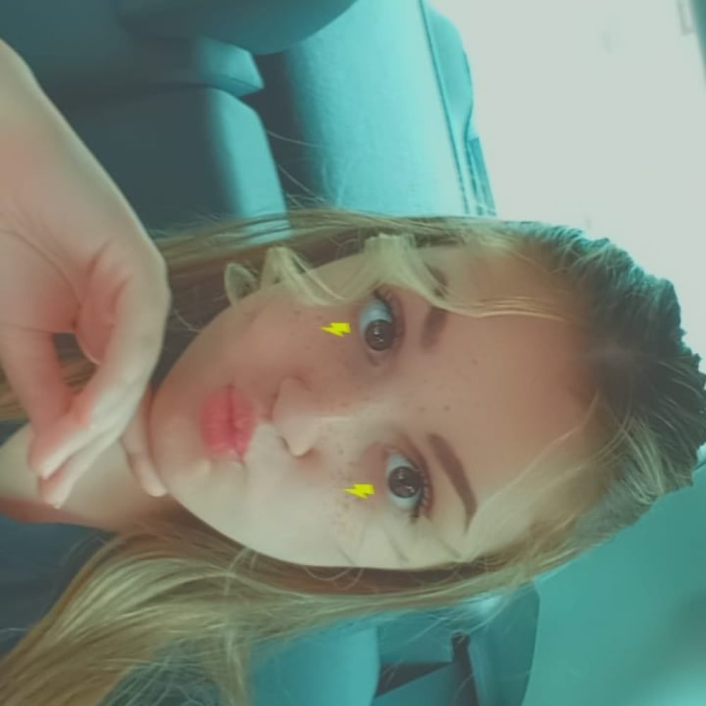 Snapchat-2051783266